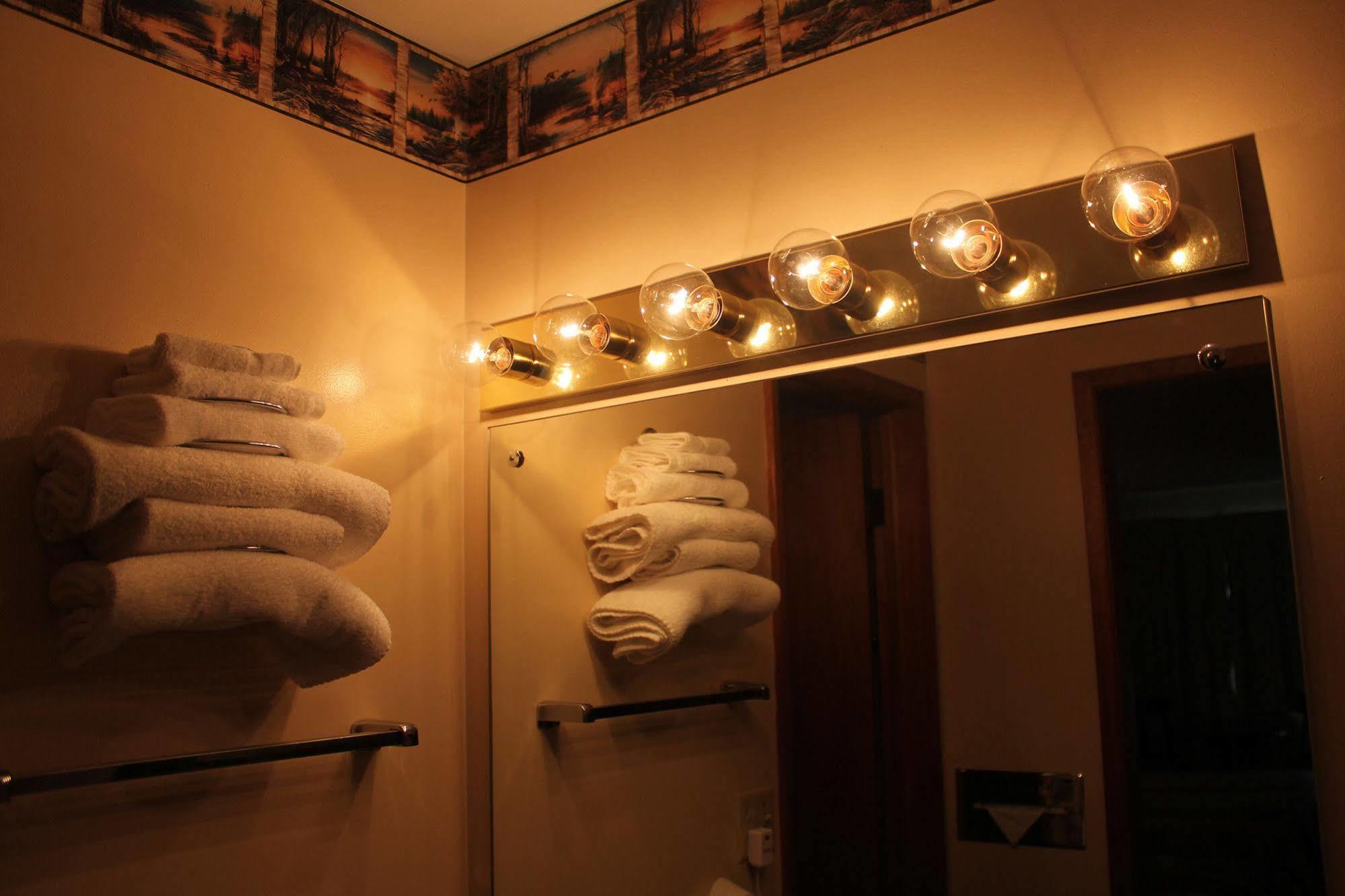 Caboose Motel Libby Dış mekan fotoğraf